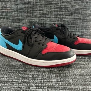 Men’s 10.5 UC to Chi air Jordan 1 low